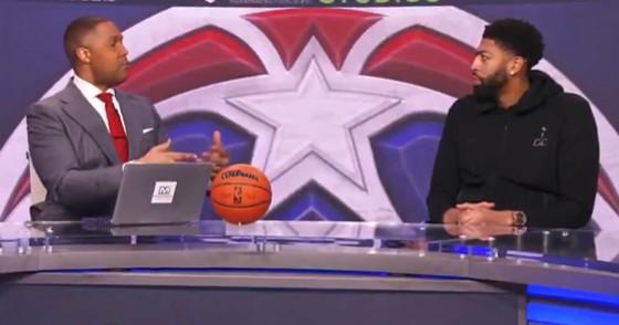 星空娱乐app-浓眉：真正的冠军球队，是没有任何东西能动摇其决心的